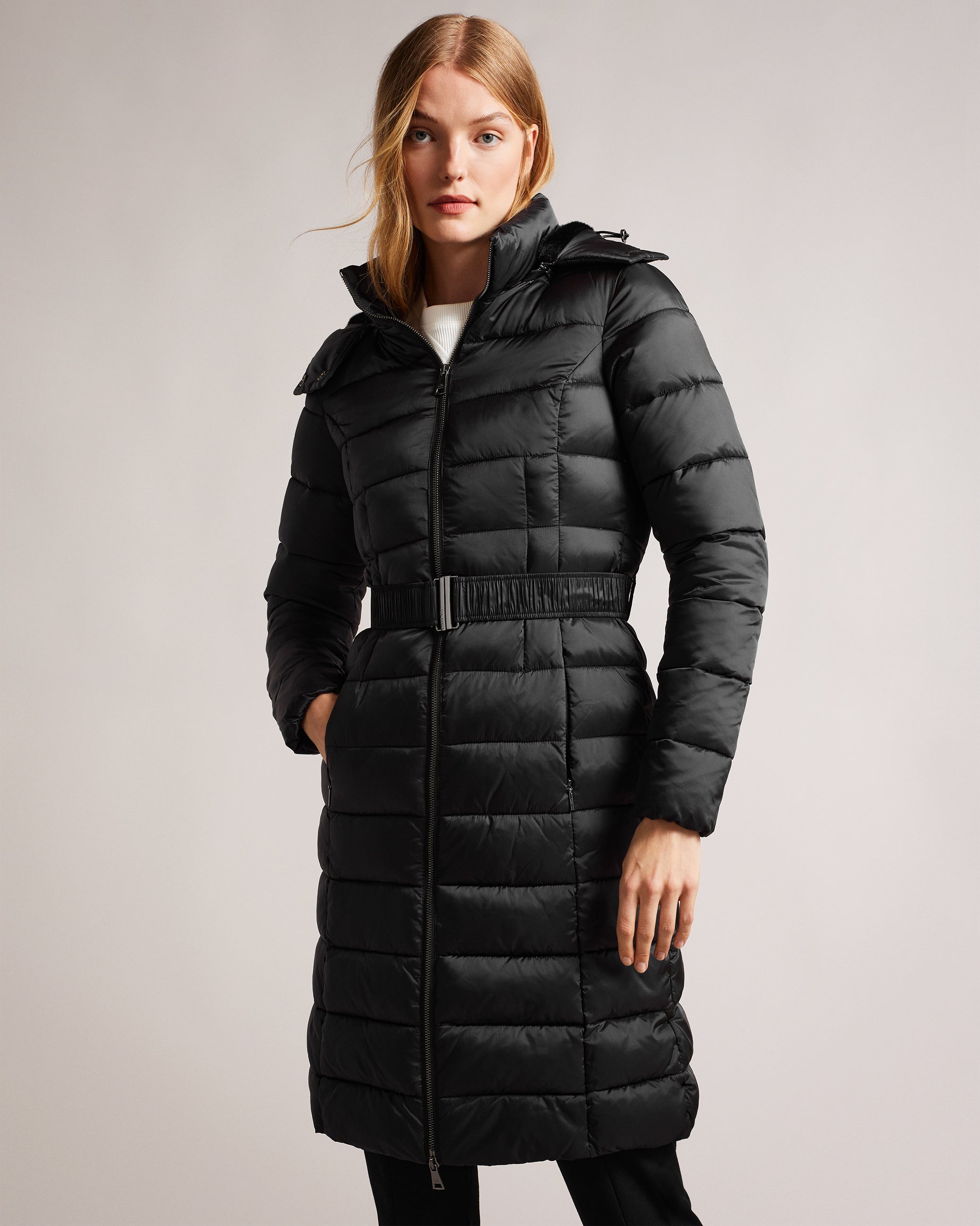 Women's Aliciee Black