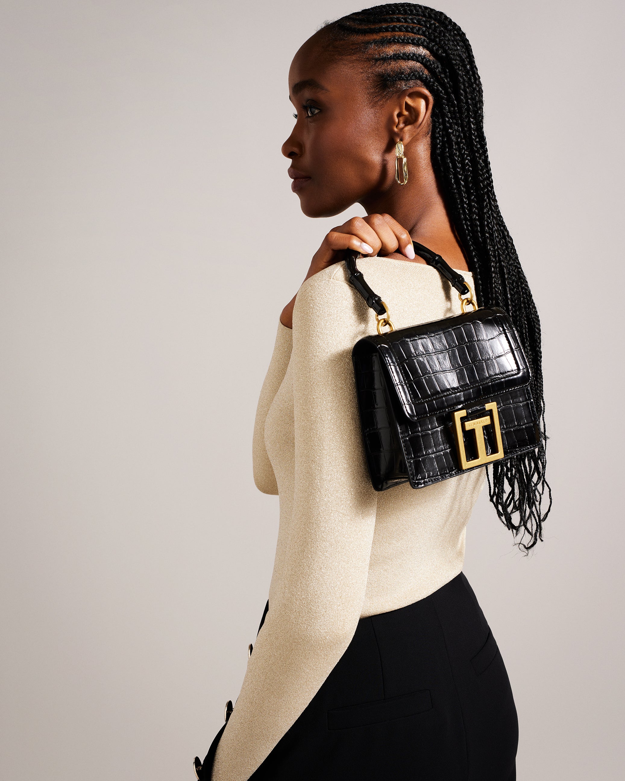 Women's Aalicce Black