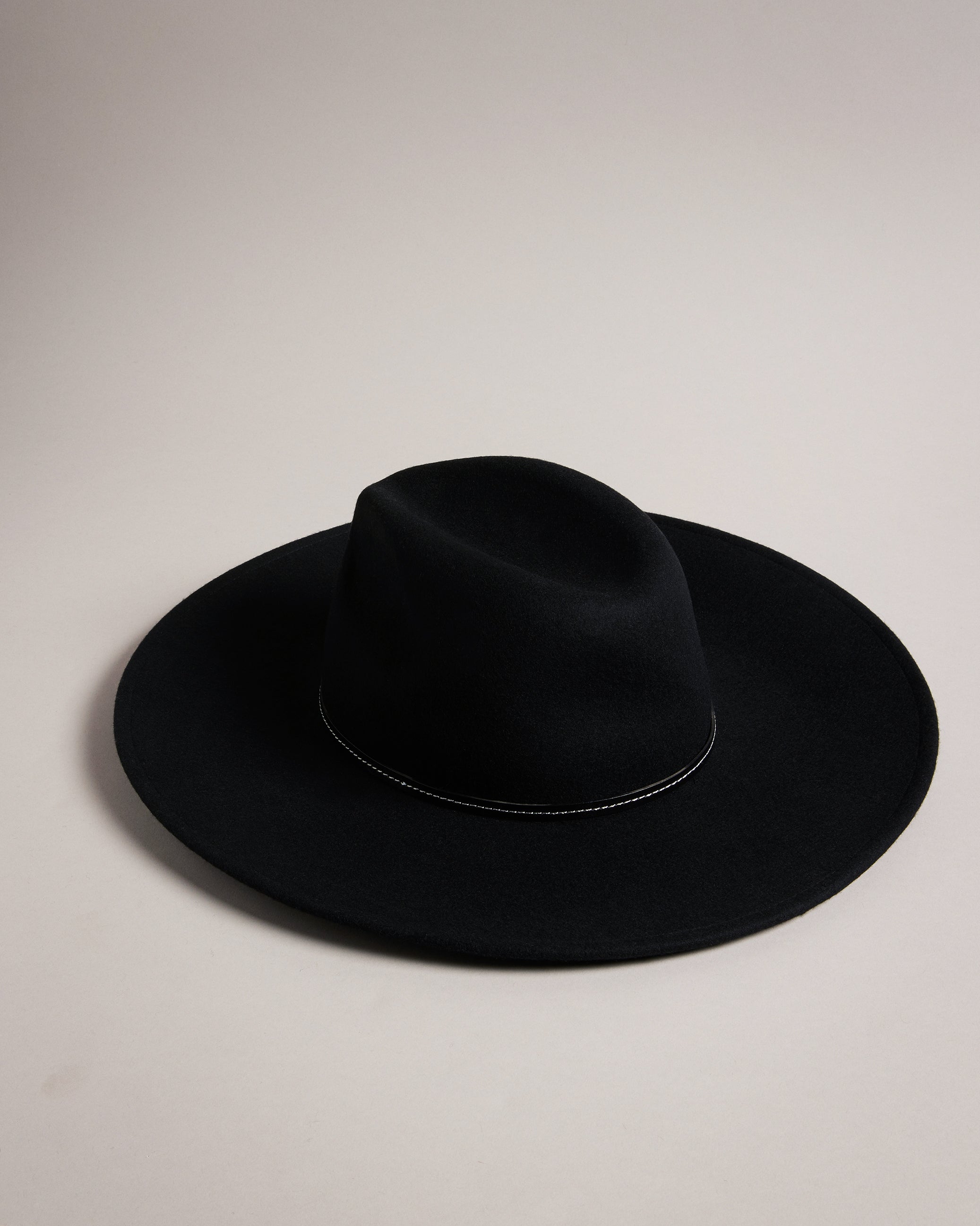 Women's Abbiea Black