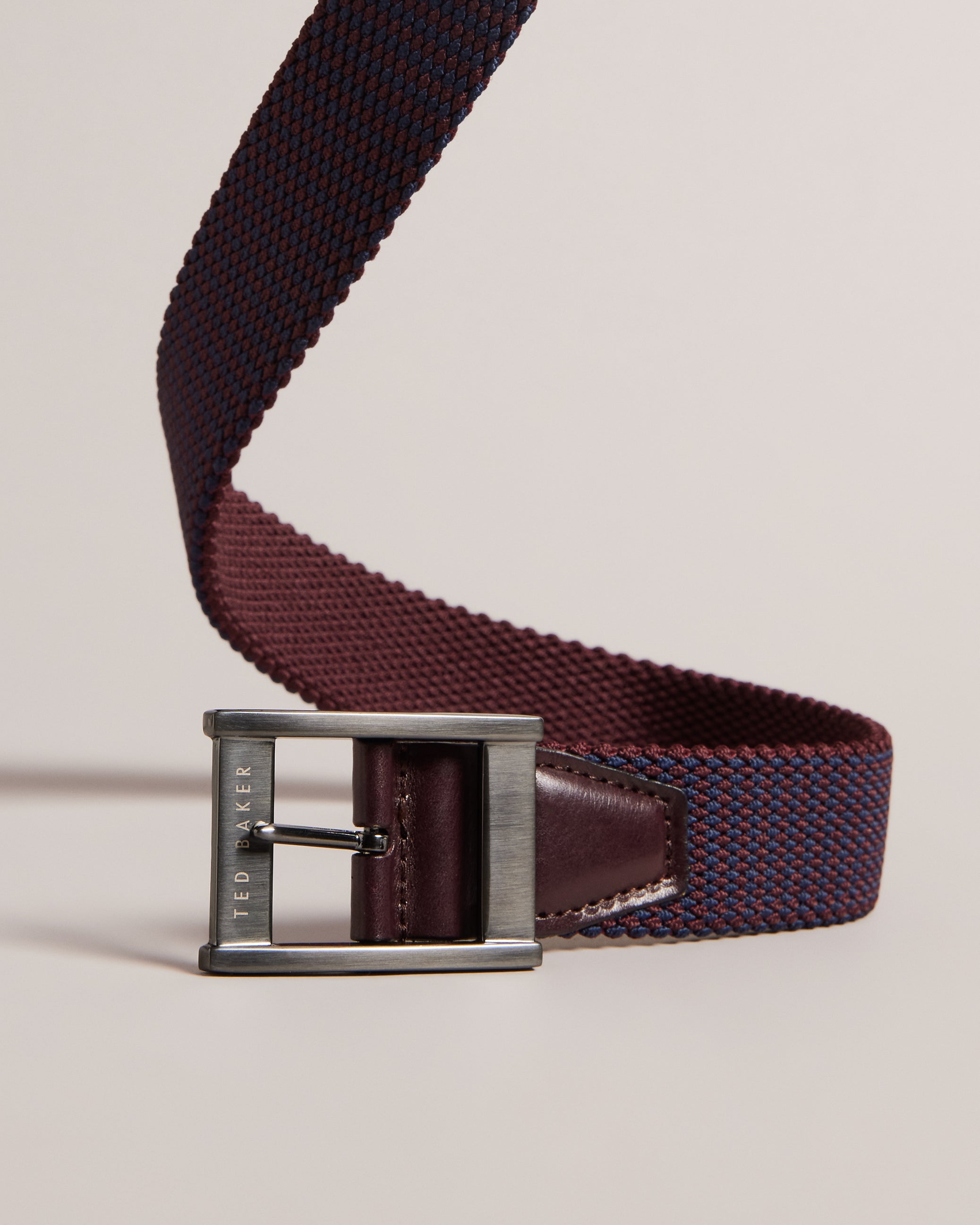 COLUMMM: Reversible Elastic Belt
