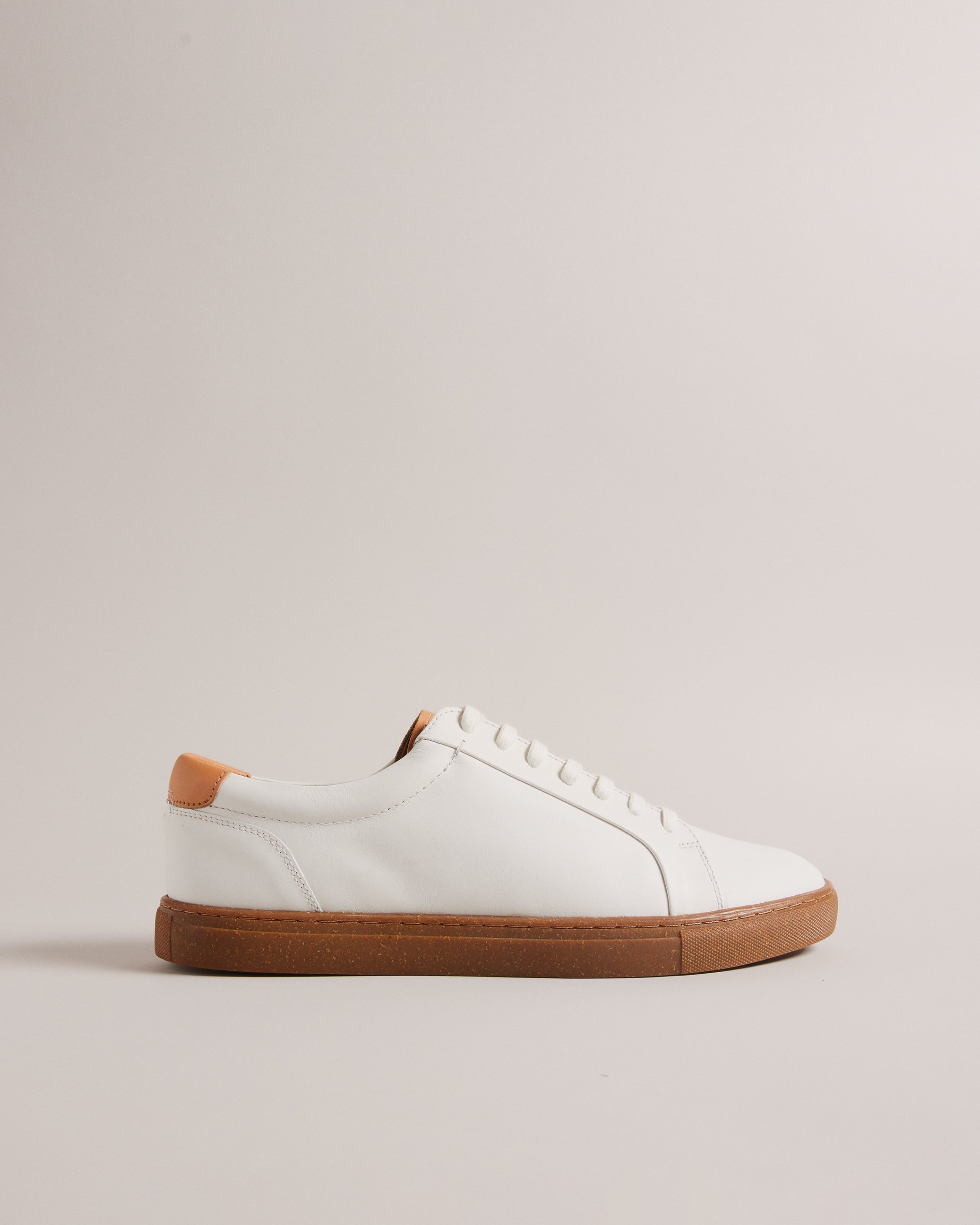 Men's Udamou White