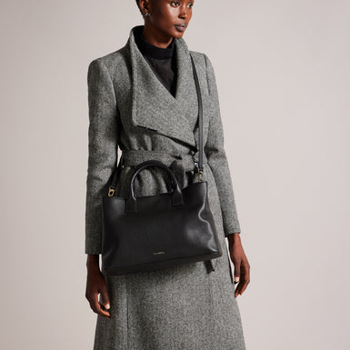 Women's Winisie Black