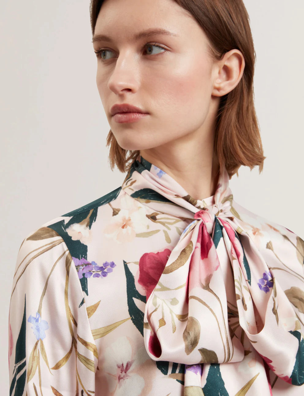 Women's LEEYAA-Floral Printed Tie Front Blouse