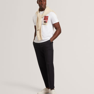 FLORAEN: Ss Chest Graphic T-Shirt