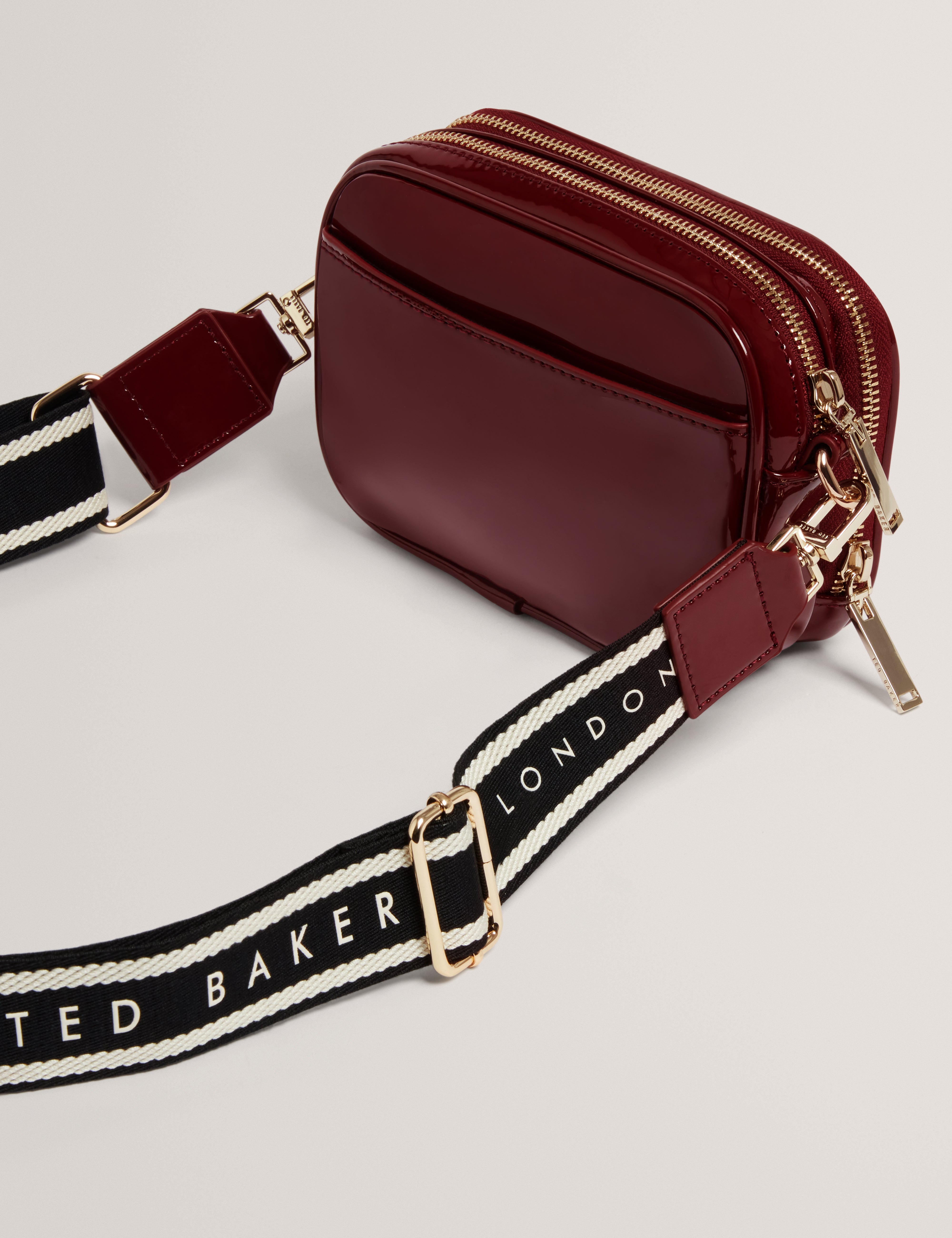 LAULI: Webbing Detail Small Camera Bag