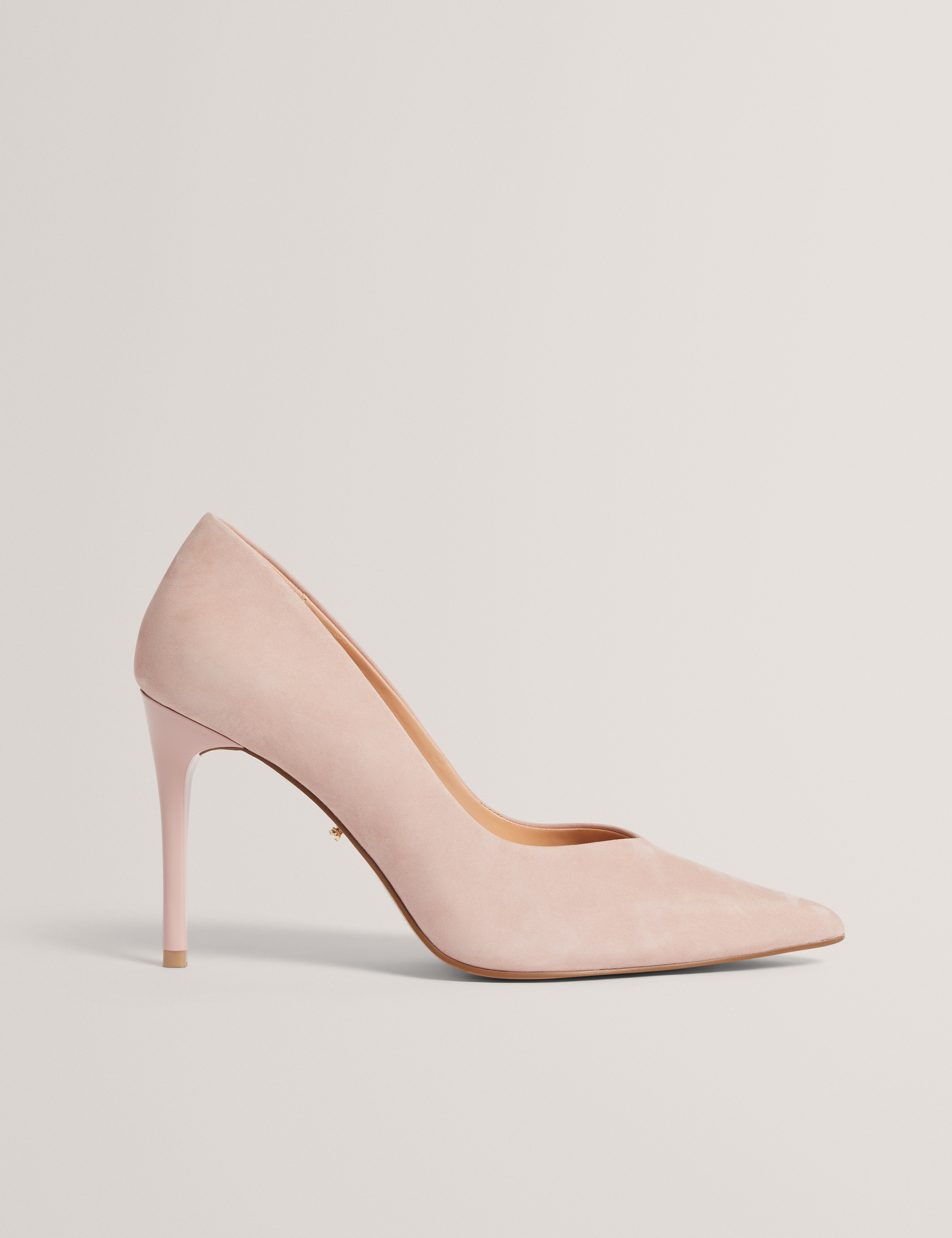 LIMTAR: Heeled Court Shoe