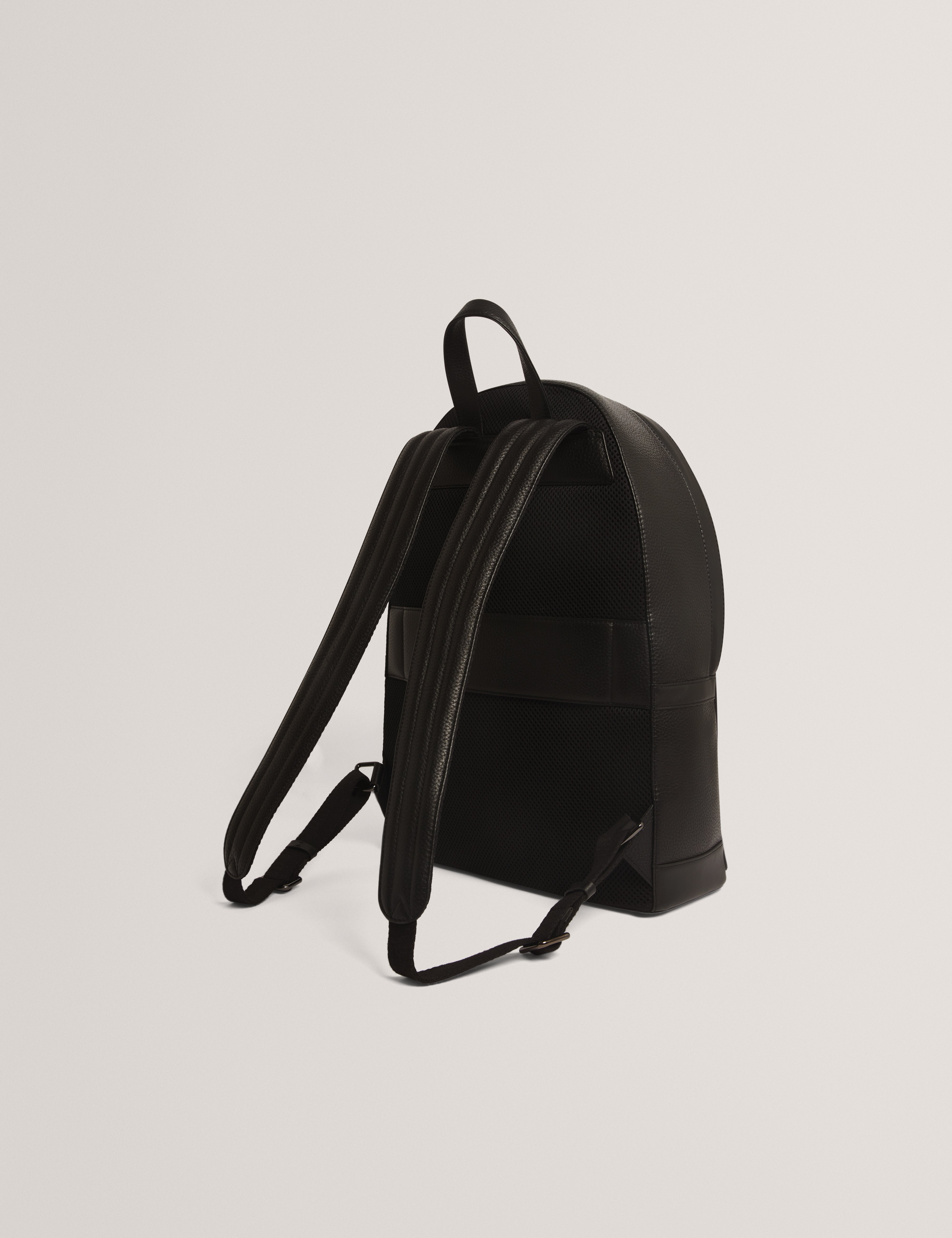 LARNI: Casual Leather Backpack