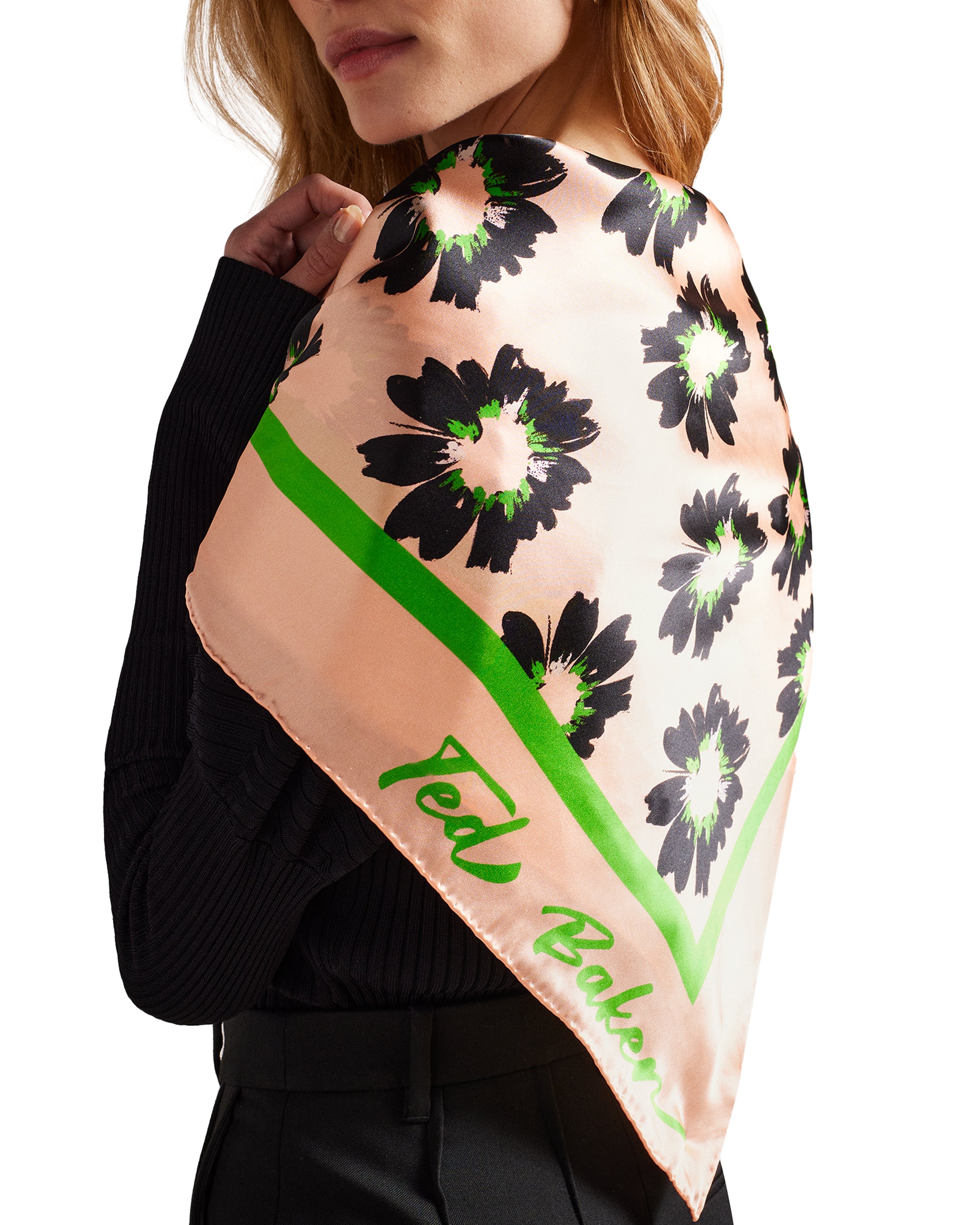 Women's Agnesse Lt-Pink