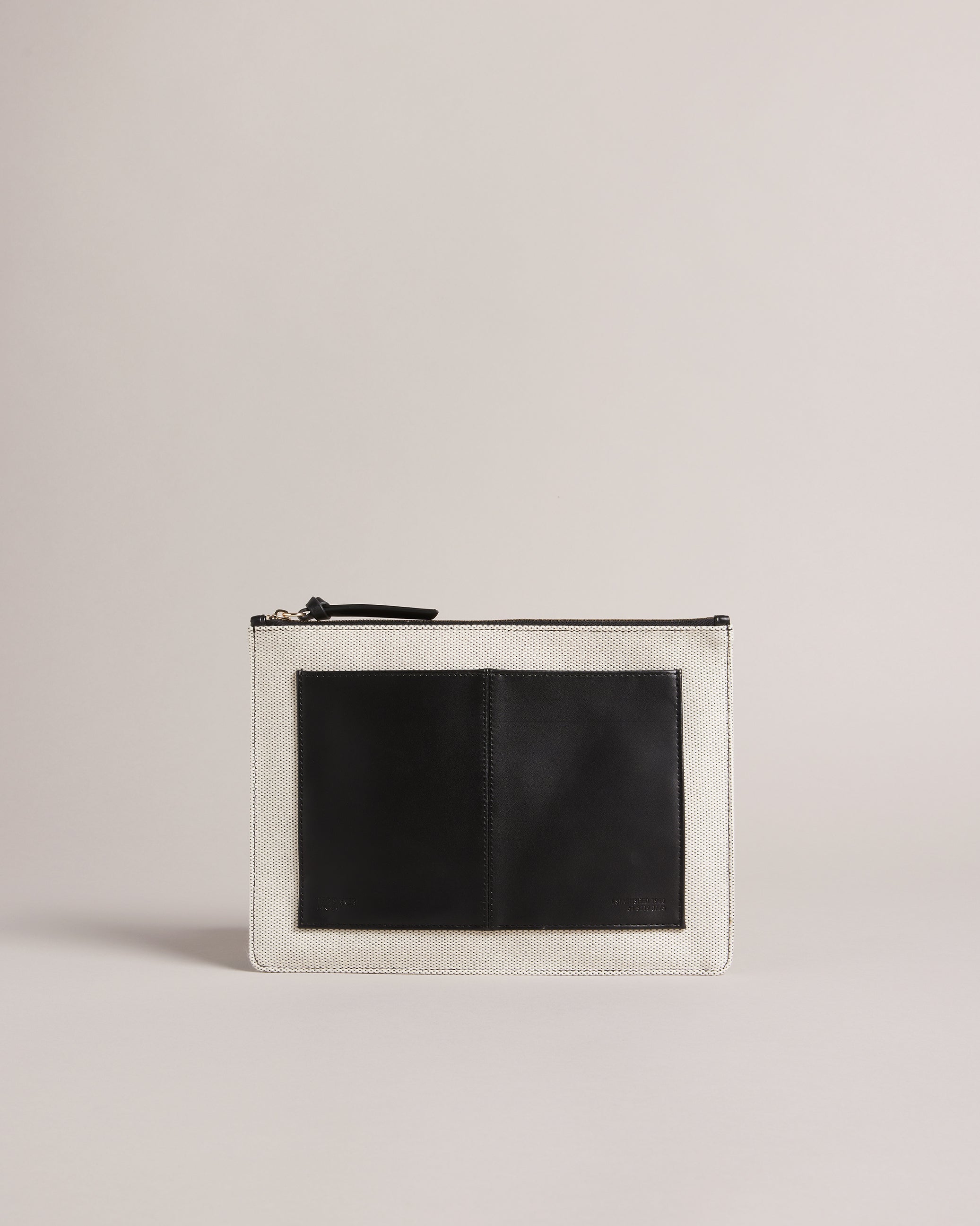 Women's Aksina Black