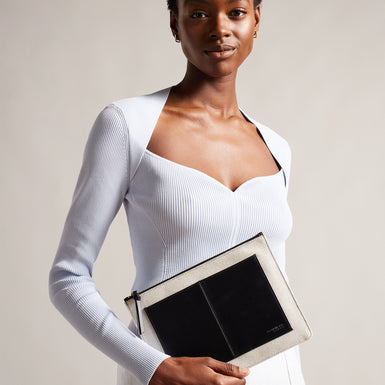 Women's Aksina Black