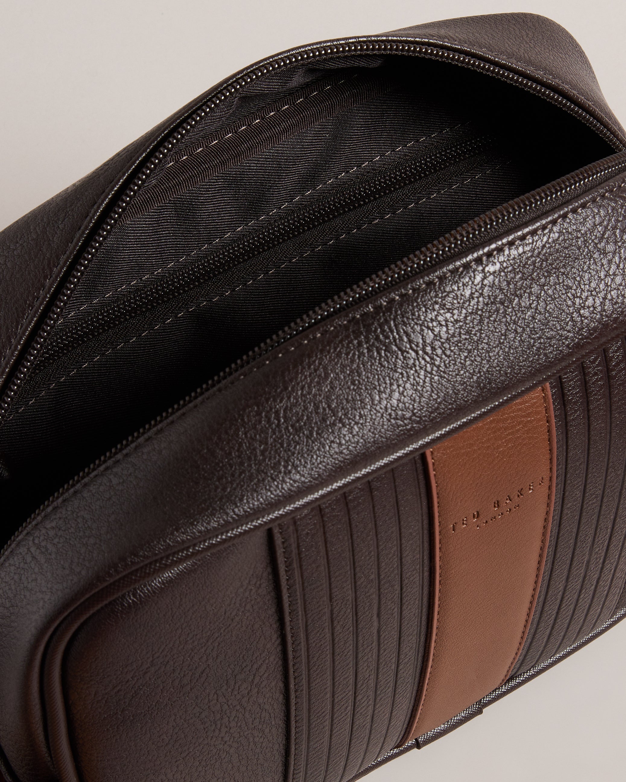 Men's Evens Brn-Choc