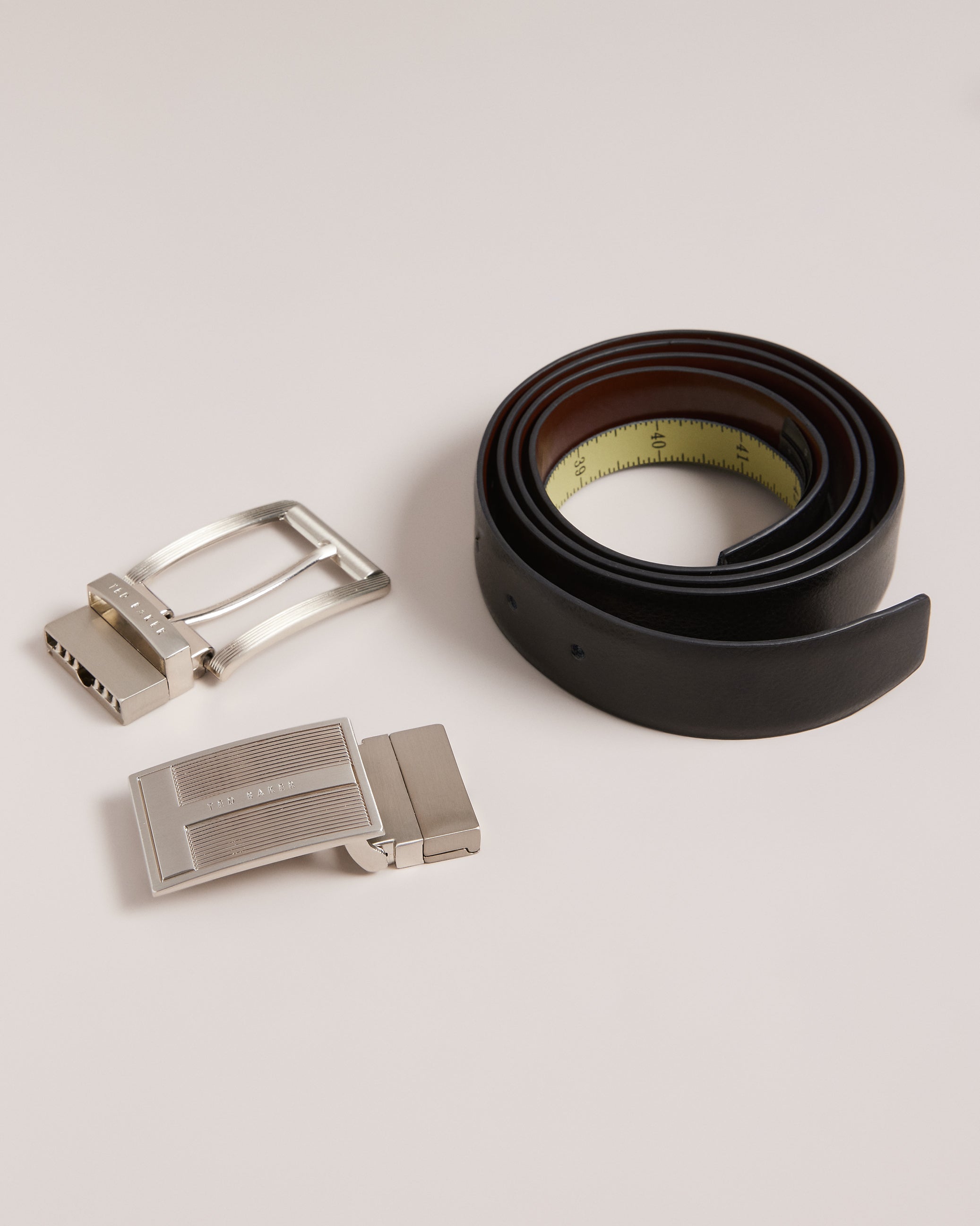 NEWBEY: Belt In A Box