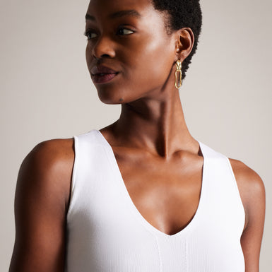 Women's Sarhaa-Knitted V Neck Fitted Vest White