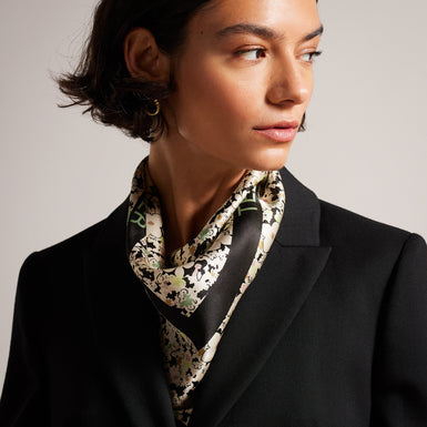 Women's Zebbaa Black