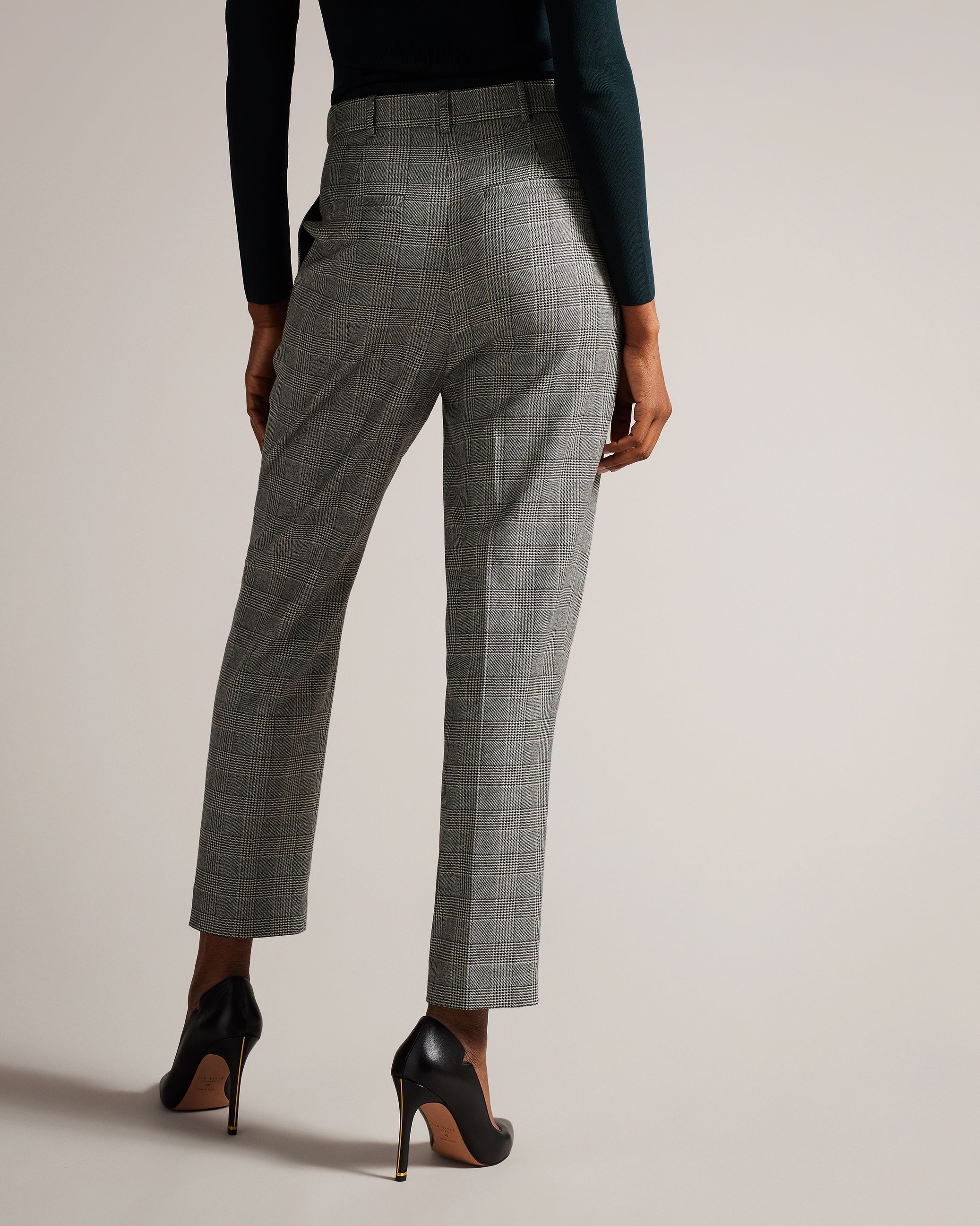 Women's Jommial Black