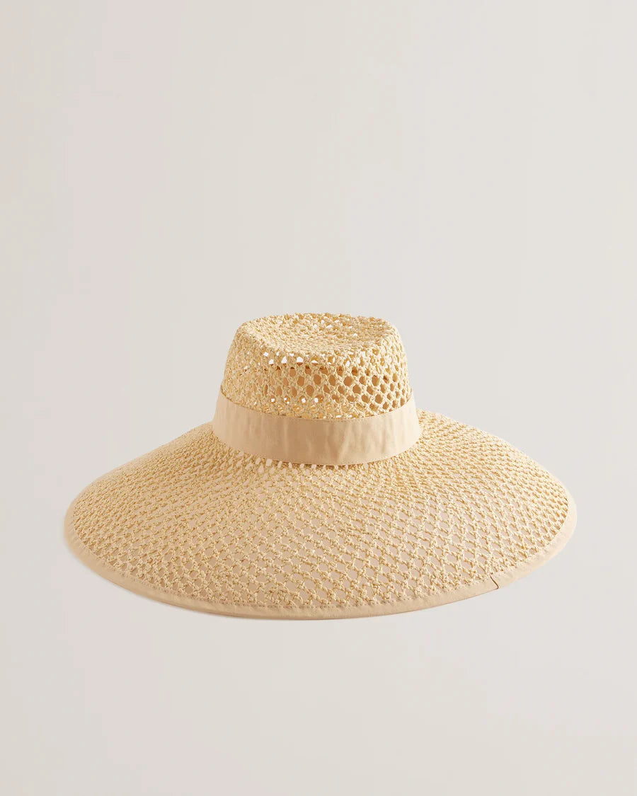 JULLISI: Oversized Rattan Style Hat