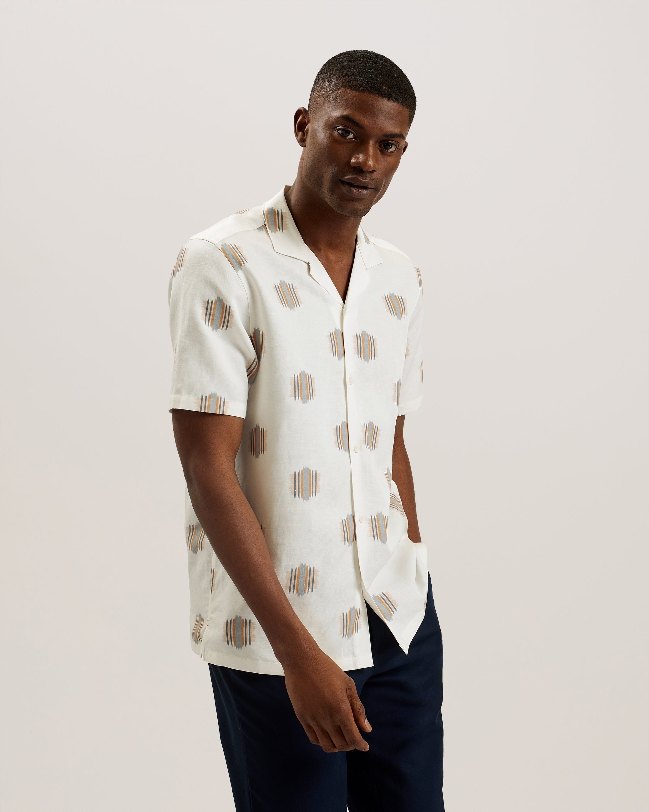 Men's Dimitre-Ss Relaxed Linen Blend Ikat Shirt Ecru