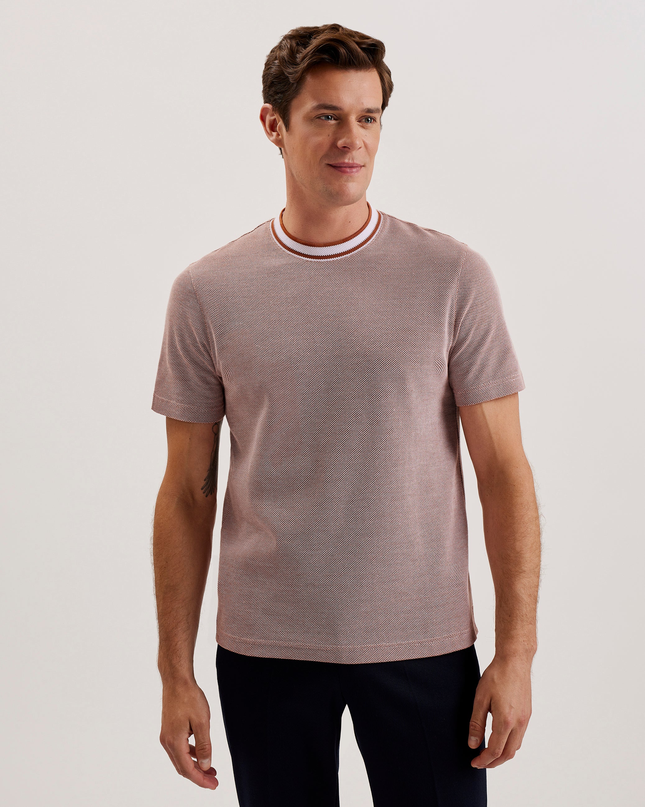 Men's Arlon-Ss Regular Fit Textured T-Shirt Brown