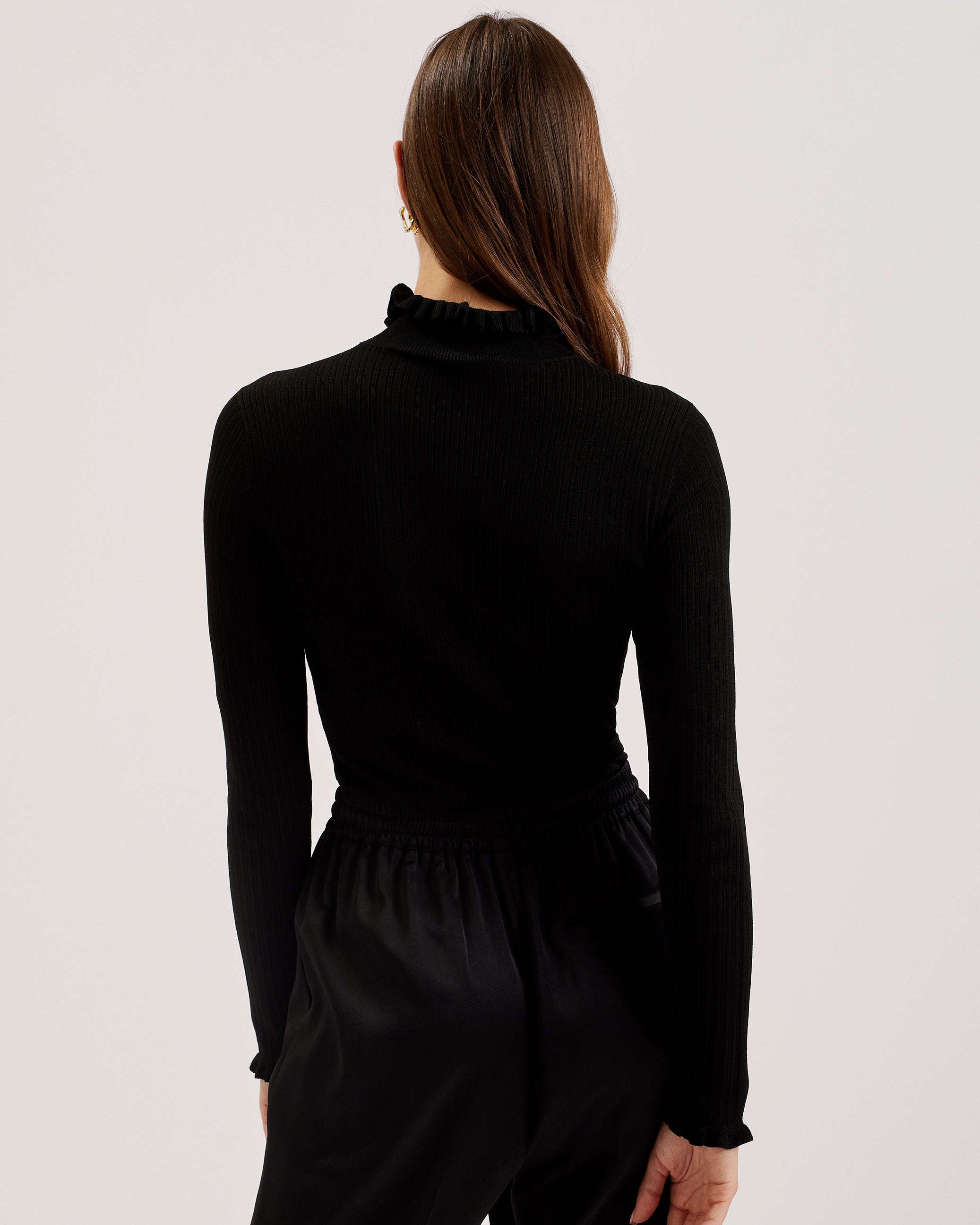 Women's Janittt-Rib Funnel Neck Frill Jumper Black