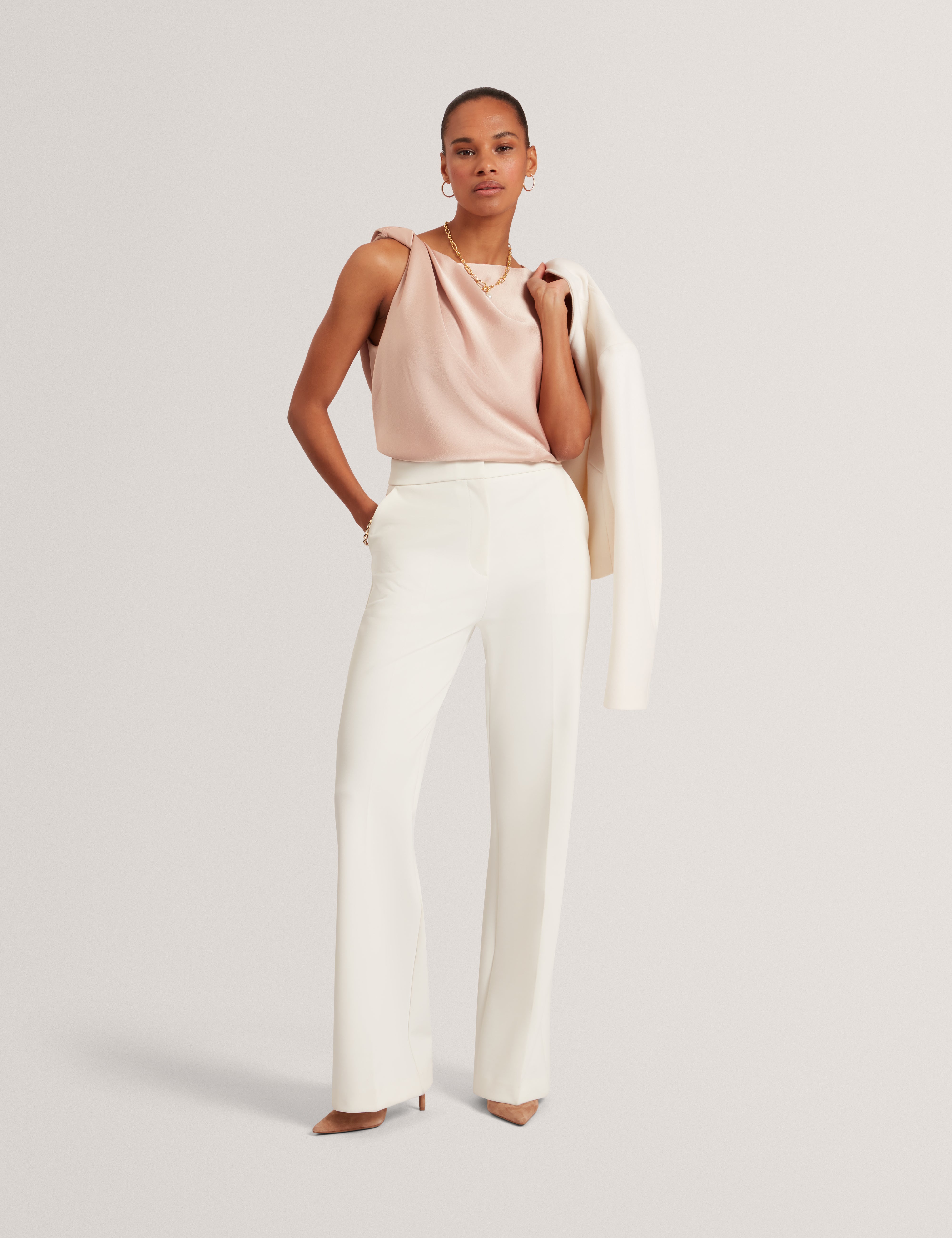 MIONA: Sleveless Twist Detail Top
