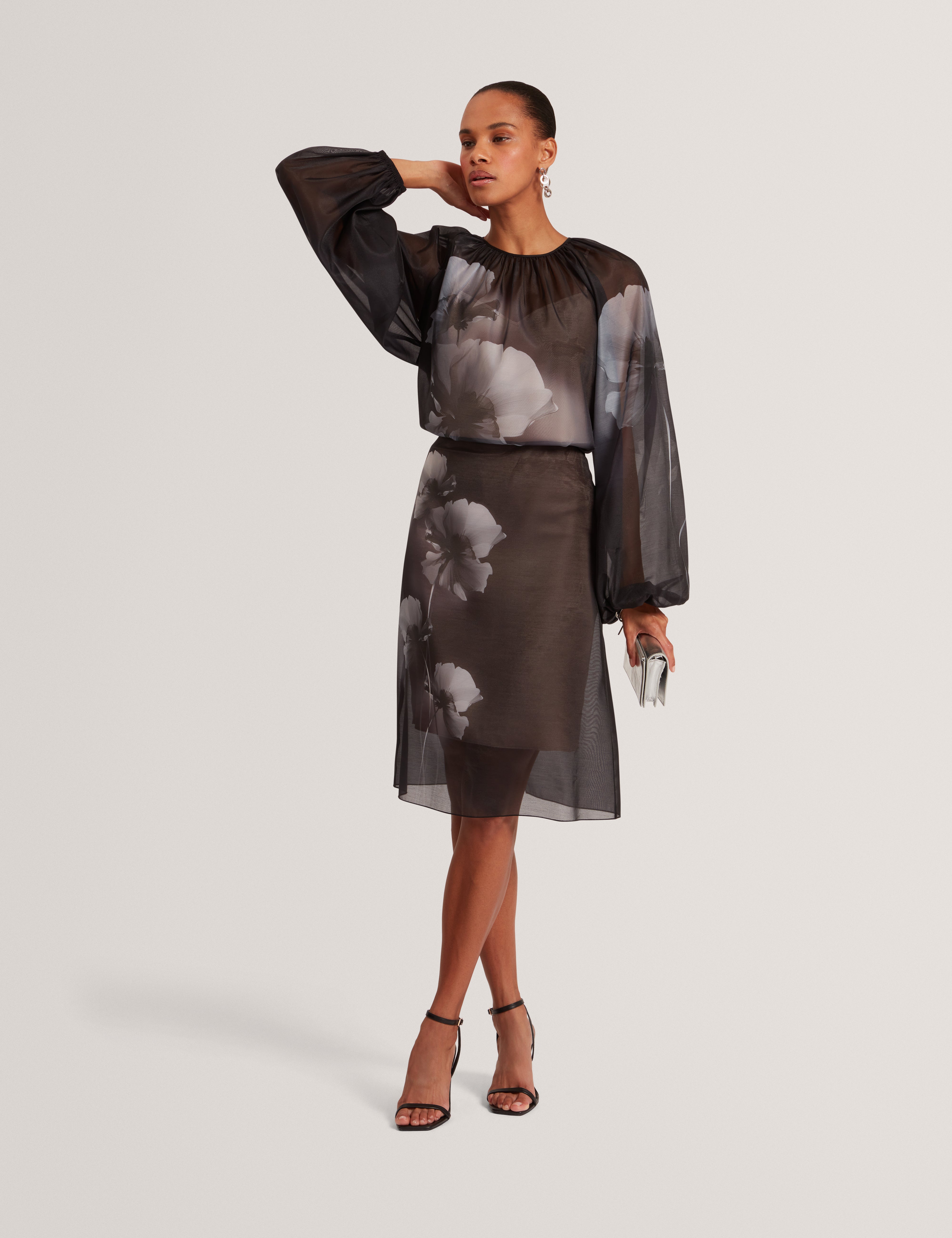 VIEVA: Printed Organza Overlay Midi Skirt