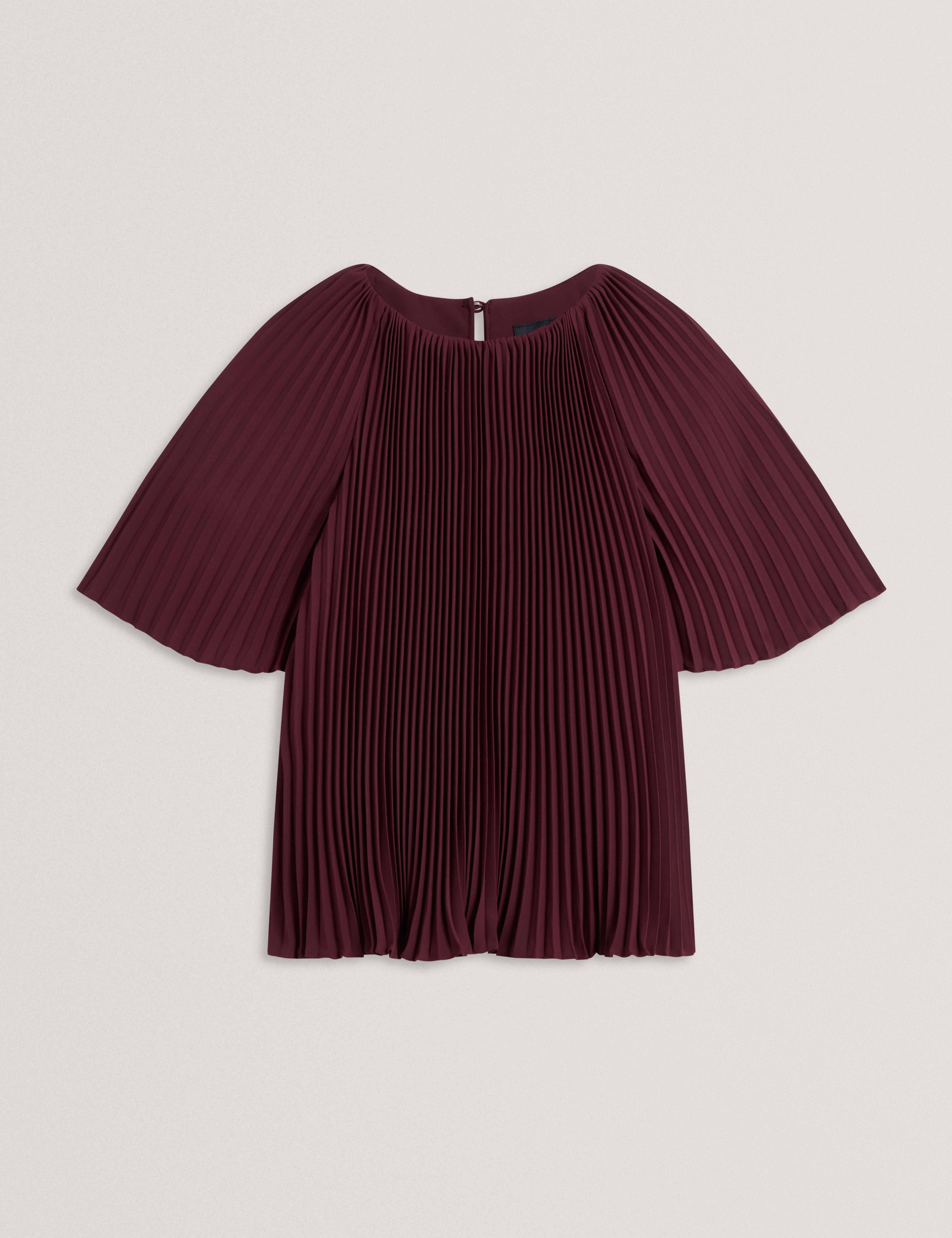 AGARA: Crepe Pleated Short Sleeve Top
