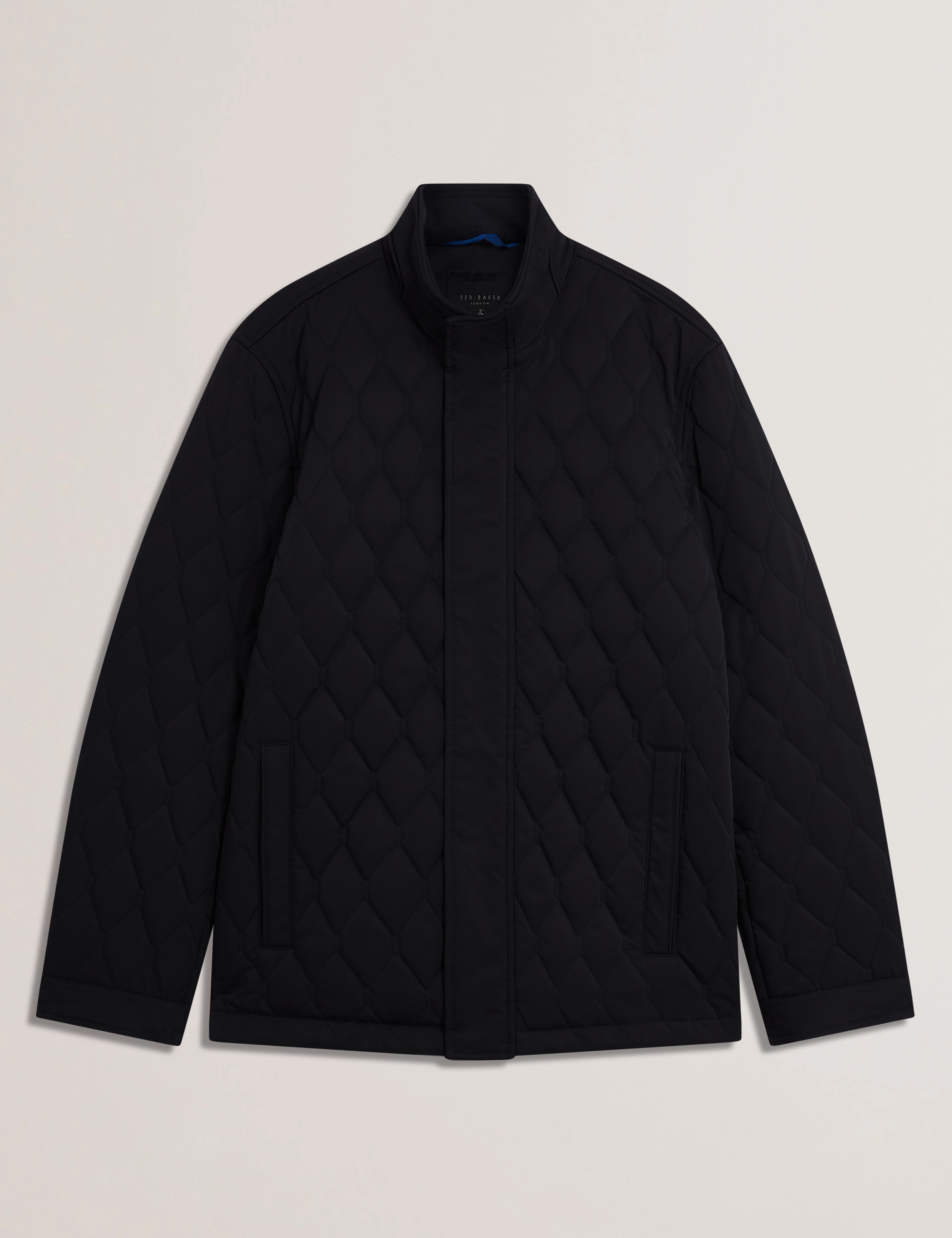 HOLLBEC: Regular Fit Diamond Quilted Coat