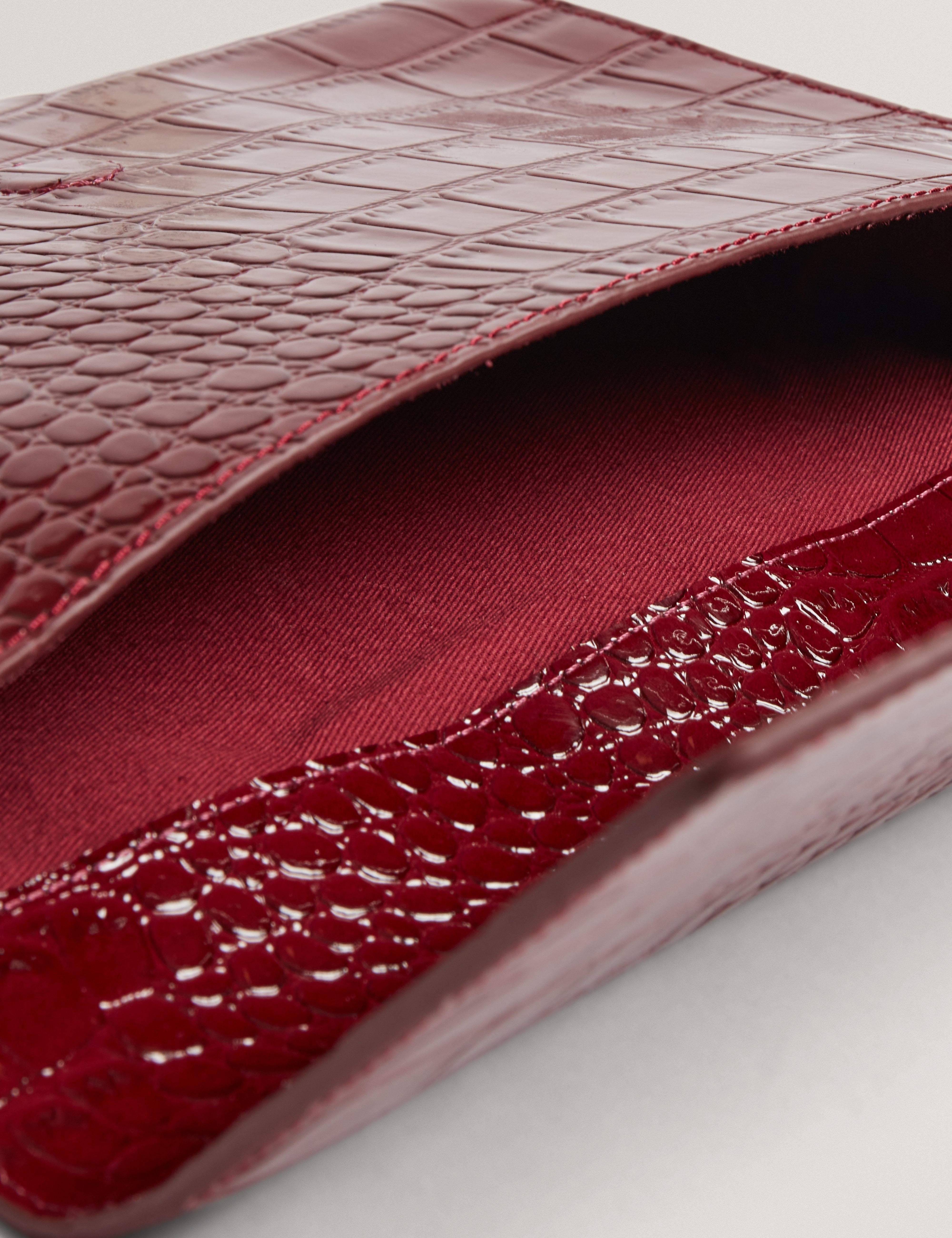 WESSLIE: Croc Effect Icon Envelope Pouch