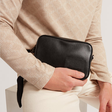 GRIFIN: Leather Crossbody Bag