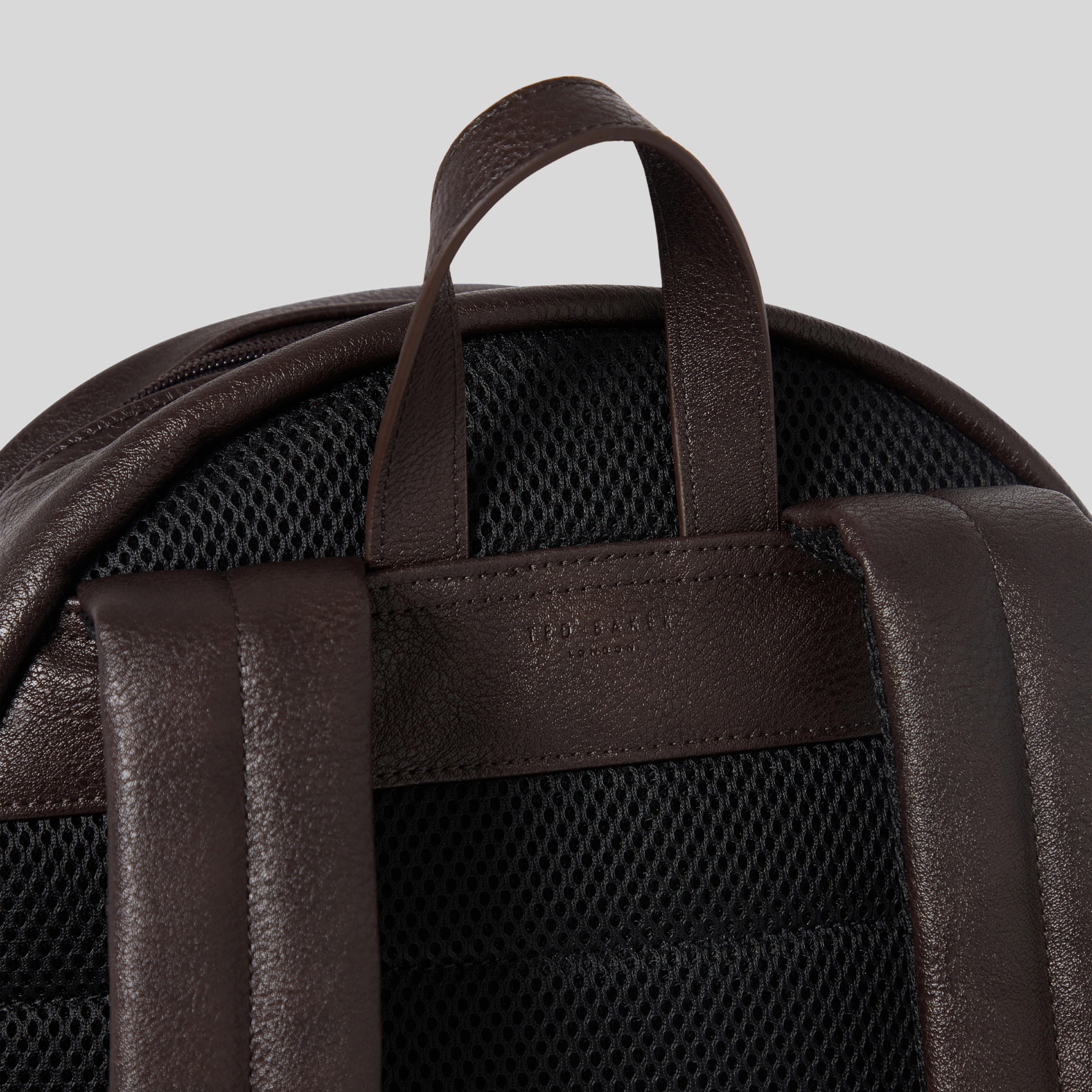 KEVIIN: Stripe Pu Backpack