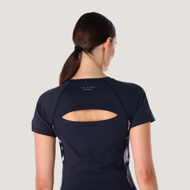 CAMELLIA: Training Peek-a-Boo Sculpt T-Shirt