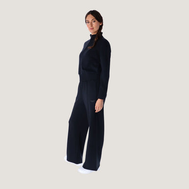 YASMIN: Tailored Cut Scuba Jacket