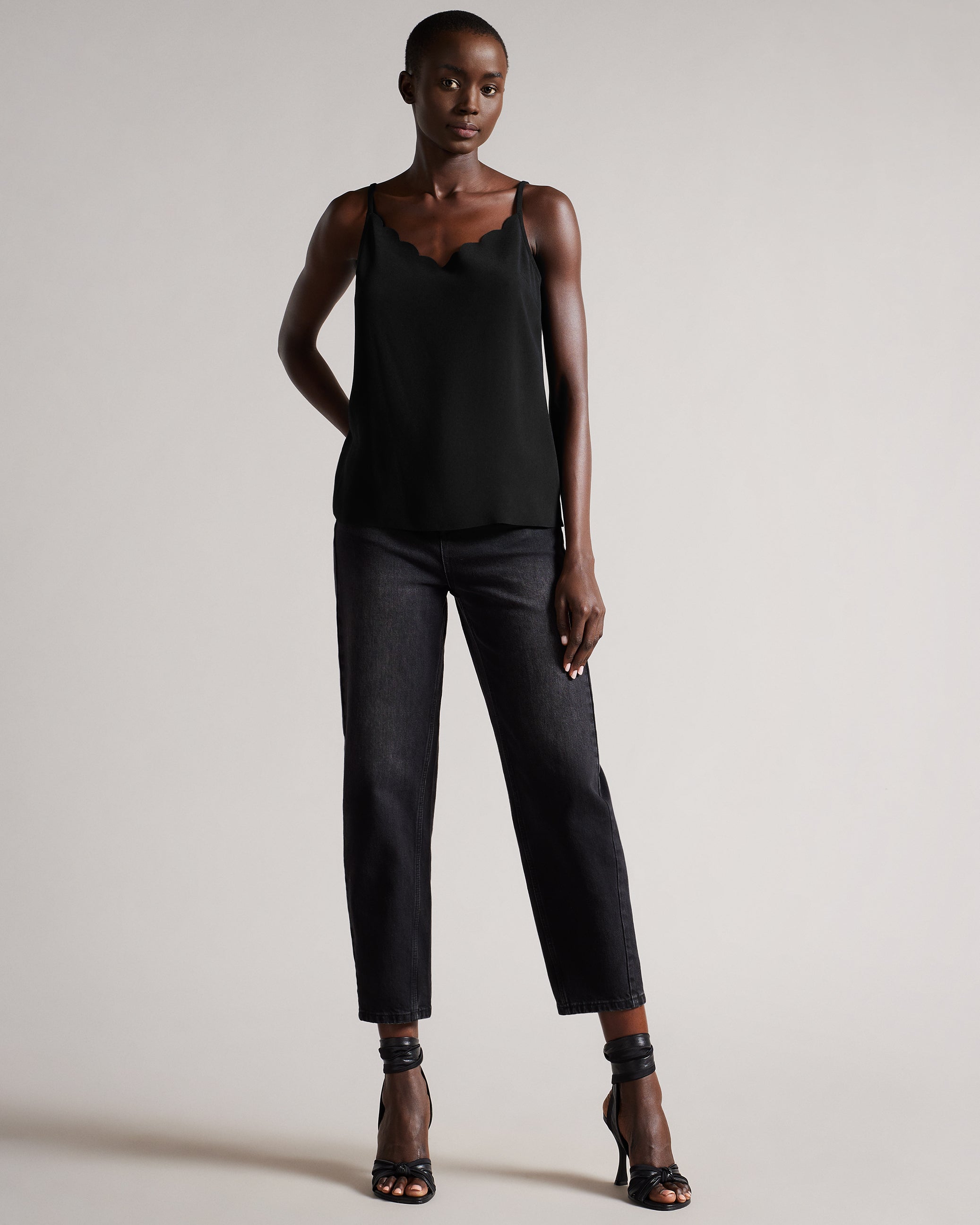 Women's Siina Black