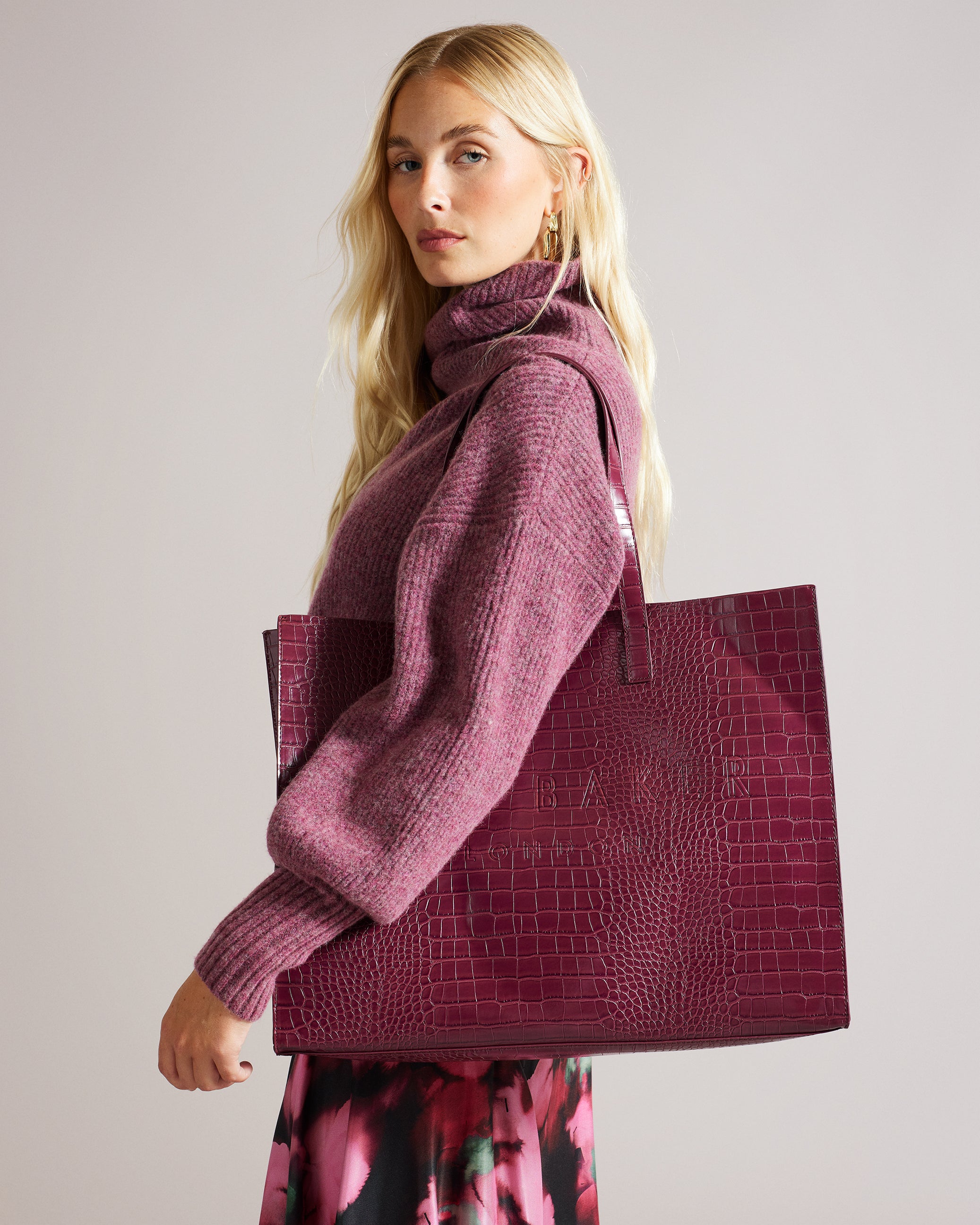 Women's Allicon-Croc Effect Extra Large Icon Bag Dp-Purple