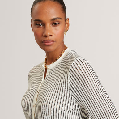 NERA: Knitted Crew Neck Cropped Cardigan