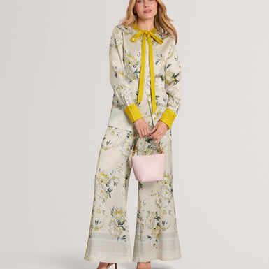 RESINA: Floral Printed Neck Tie Blouse