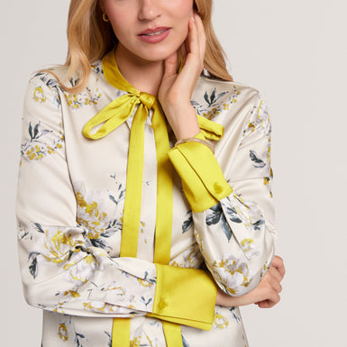 RESINA: Floral Printed Neck Tie Blouse