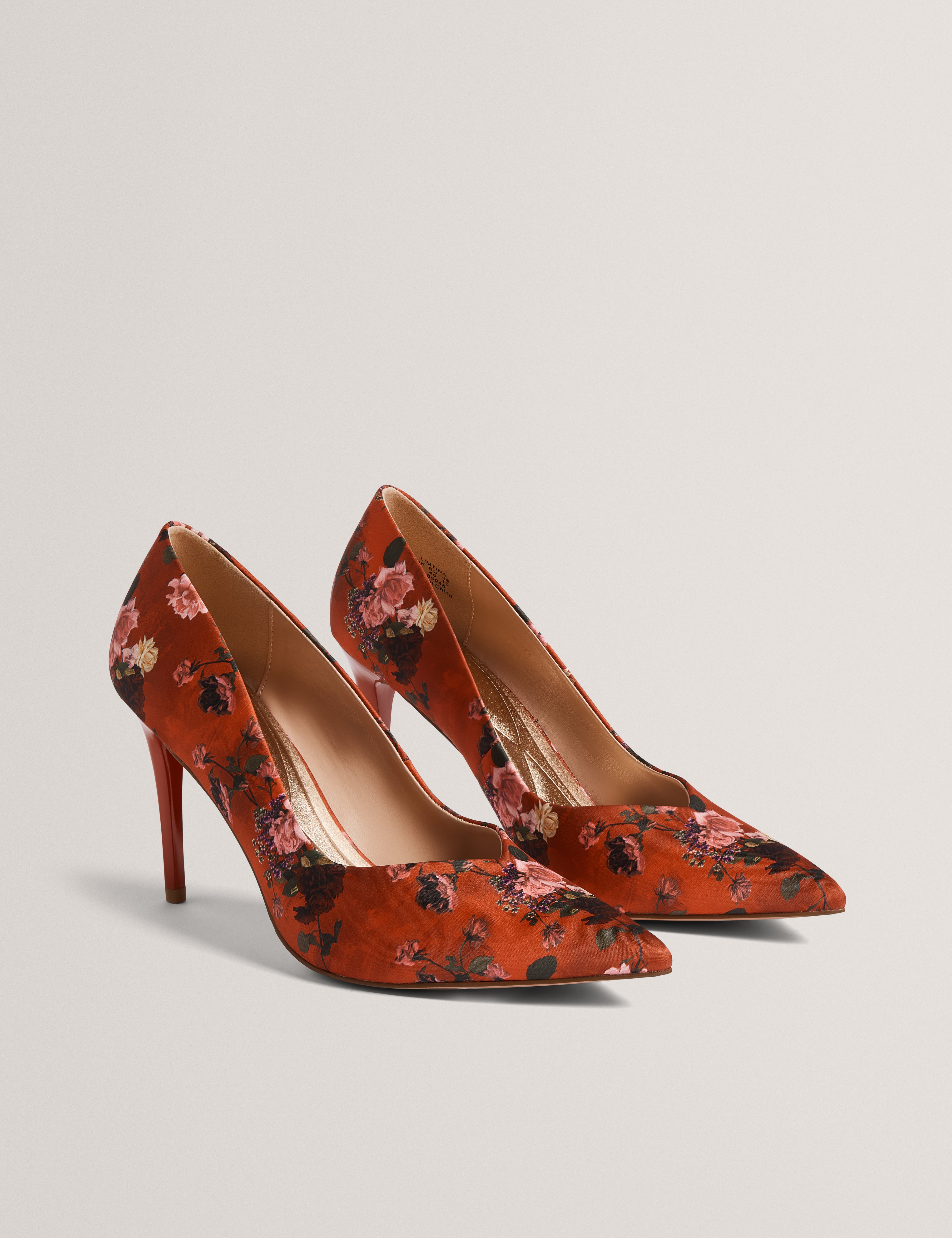 LIMTINA: Heeled Court Shoe
