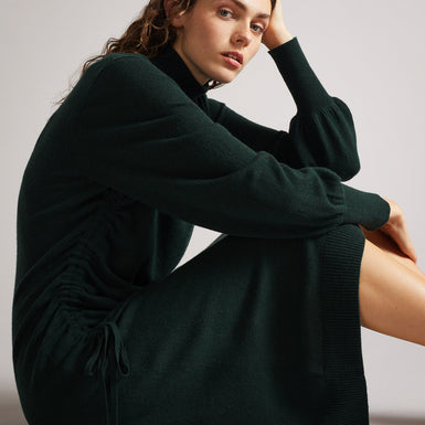 Women's Aavvaa Green