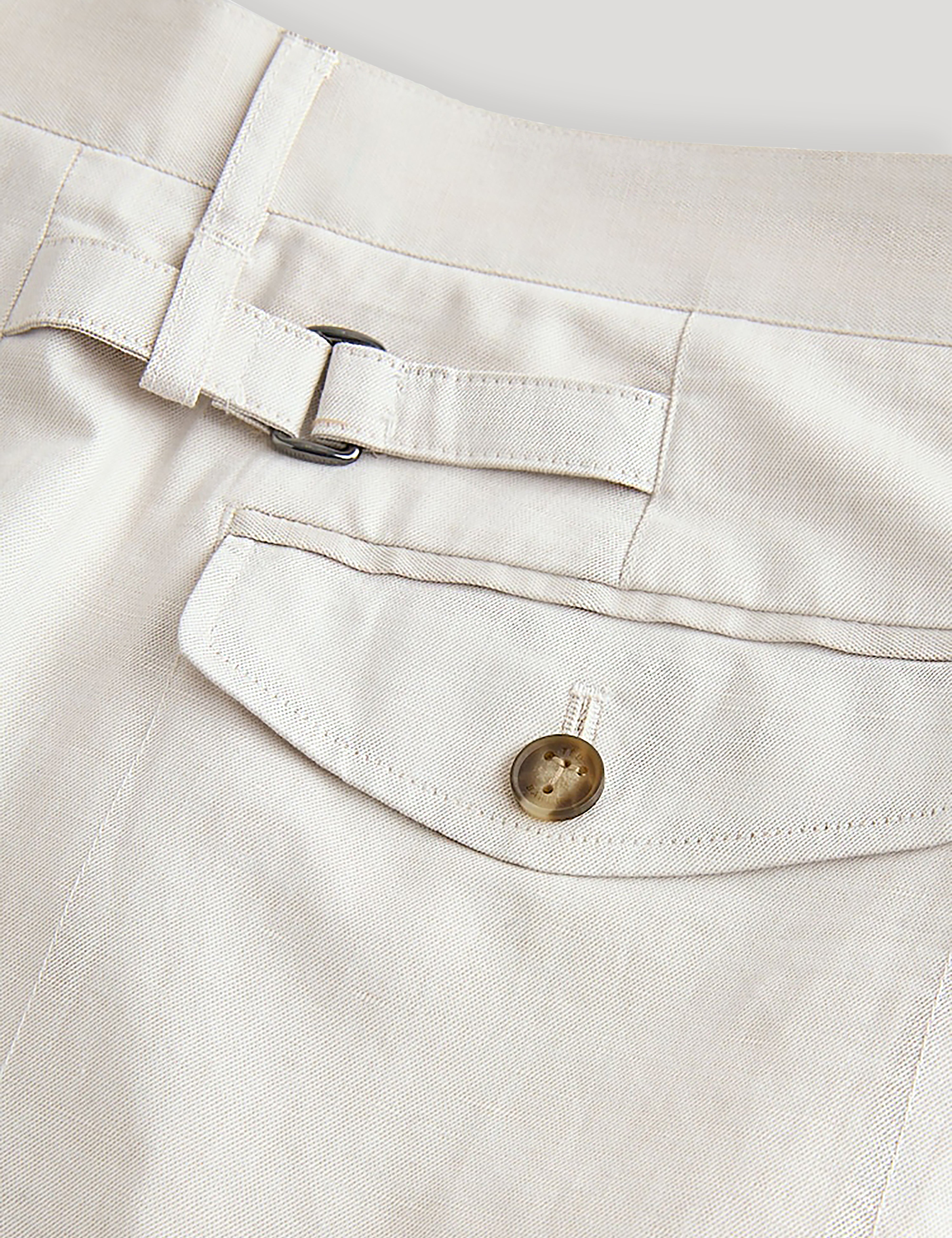 Men's MURLEY-Cotton Linen Pleated Short Ecru